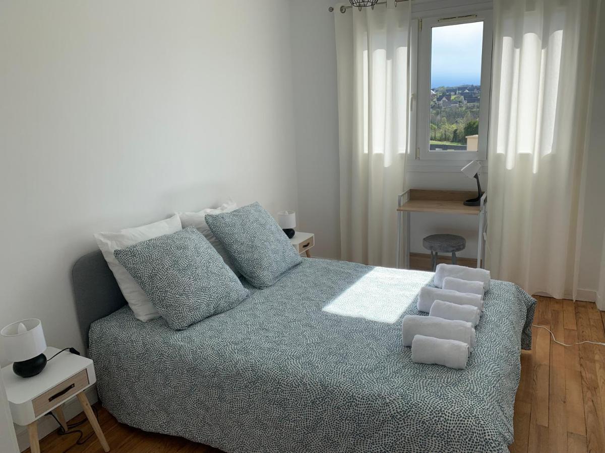 Lacolline-Ponthebert,Com - Appartement Entier Renove -Grand Parking Gratuit, Tout Equipe, Confortable, Netflix Et Amazon Prime Gratuits Et Illimites, Matelas Emma, Lave Linge, Vue Sur La Vallee, Rdc Exterior foto