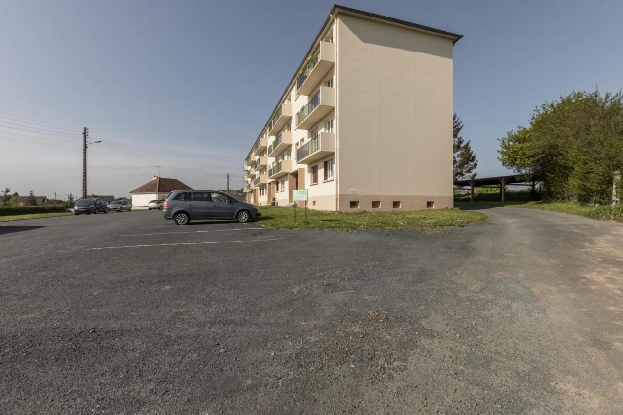 Lacolline-Ponthebert,Com - Appartement Entier Renove -Grand Parking Gratuit, Tout Equipe, Confortable, Netflix Et Amazon Prime Gratuits Et Illimites, Matelas Emma, Lave Linge, Vue Sur La Vallee, Rdc Exterior foto