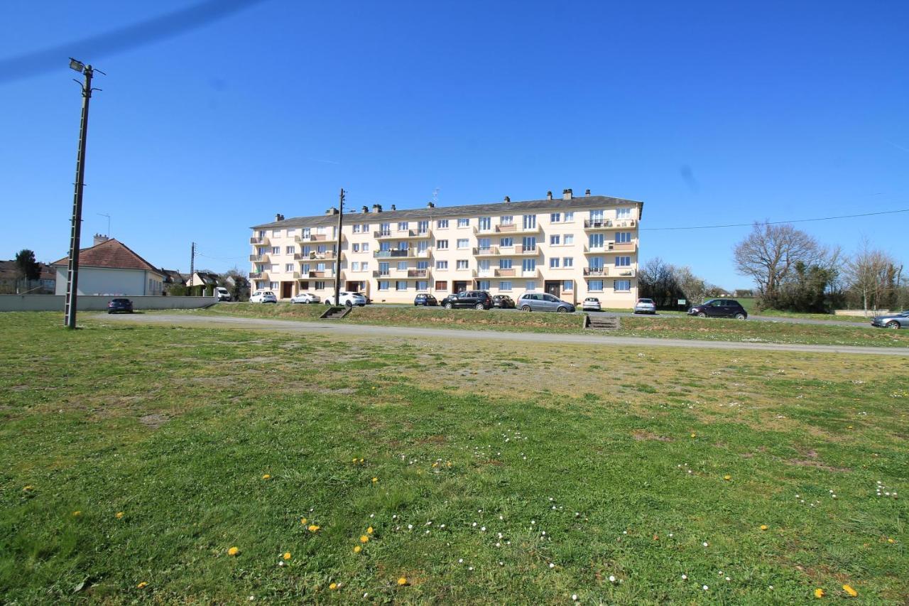 Lacolline-Ponthebert,Com - Appartement Entier Renove -Grand Parking Gratuit, Tout Equipe, Confortable, Netflix Et Amazon Prime Gratuits Et Illimites, Matelas Emma, Lave Linge, Vue Sur La Vallee, Rdc Exterior foto