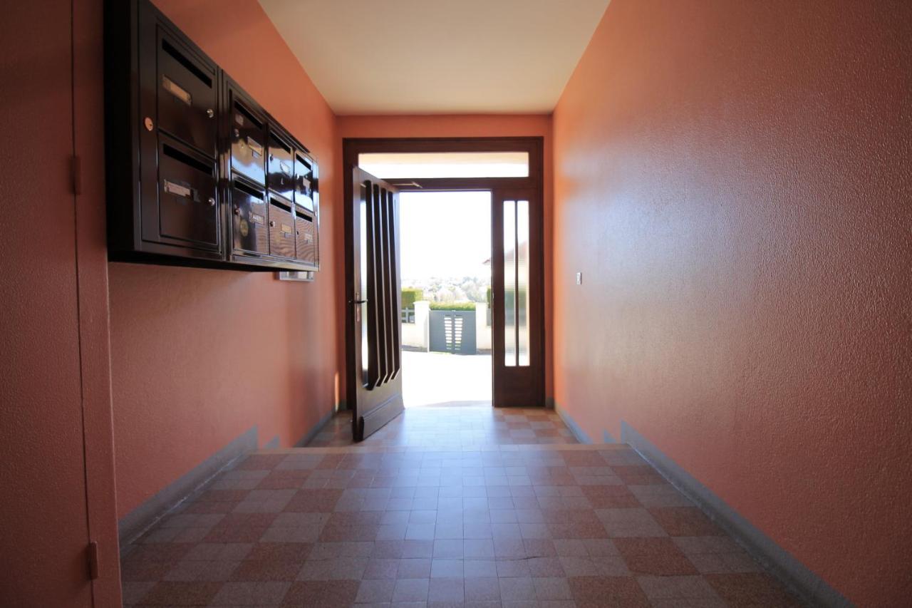 Lacolline-Ponthebert,Com - Appartement Entier Renove -Grand Parking Gratuit, Tout Equipe, Confortable, Netflix Et Amazon Prime Gratuits Et Illimites, Matelas Emma, Lave Linge, Vue Sur La Vallee, Rdc Exterior foto