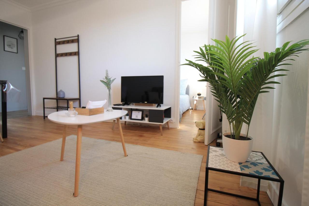 Lacolline-Ponthebert,Com - Appartement Entier Renove -Grand Parking Gratuit, Tout Equipe, Confortable, Netflix Et Amazon Prime Gratuits Et Illimites, Matelas Emma, Lave Linge, Vue Sur La Vallee, Rdc Exterior foto